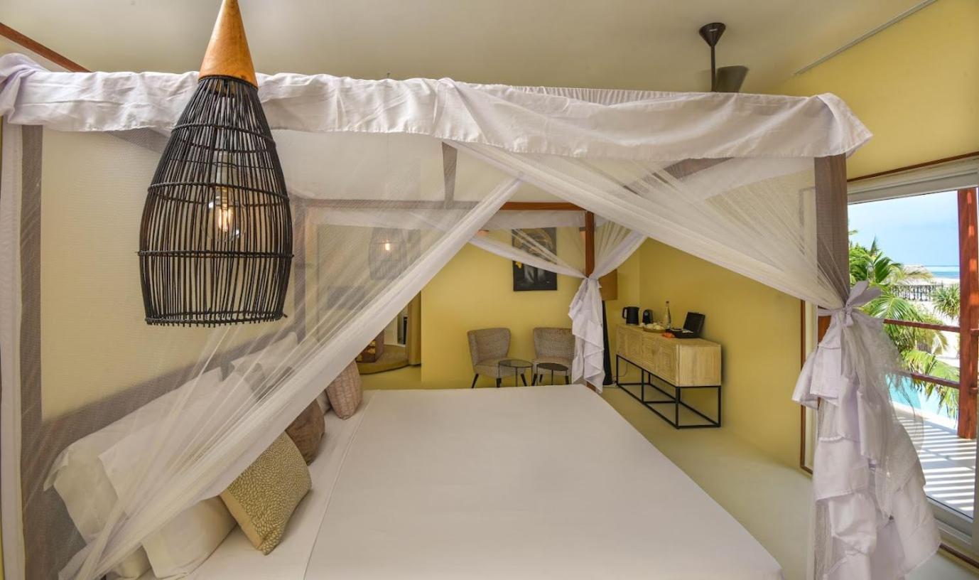 Отель Alma Boutique 5*